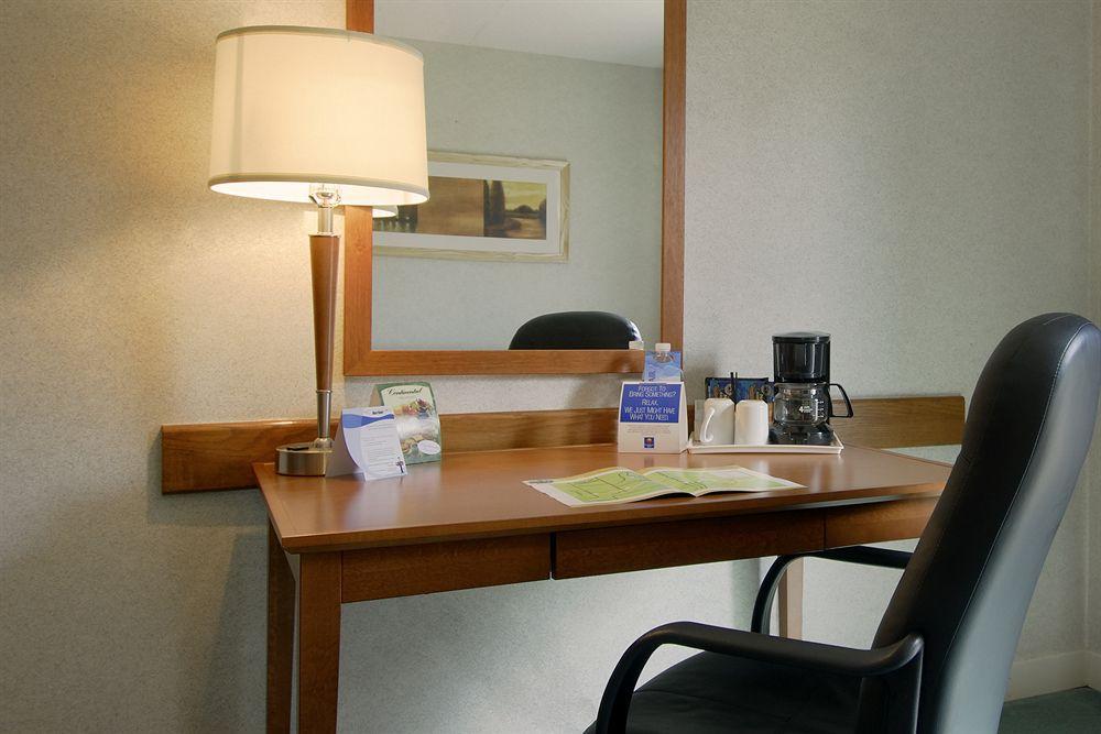 Comfort Inn Pickering Zewnętrze zdjęcie