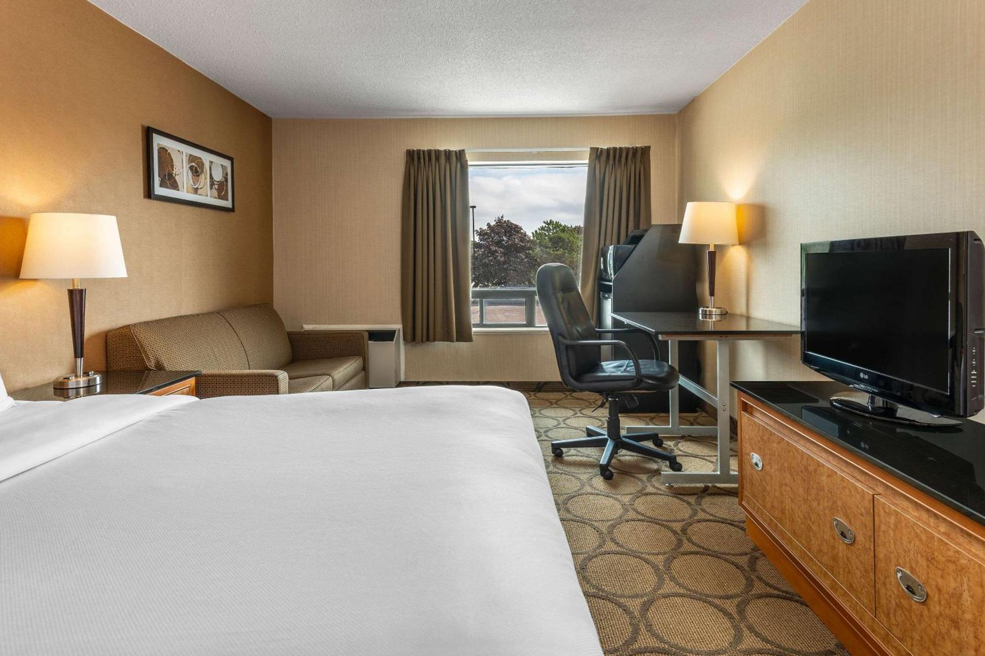 Comfort Inn Pickering Zewnętrze zdjęcie